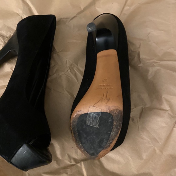 Giuseppe Zanotti black suede platform heels - Picture 4 of 10